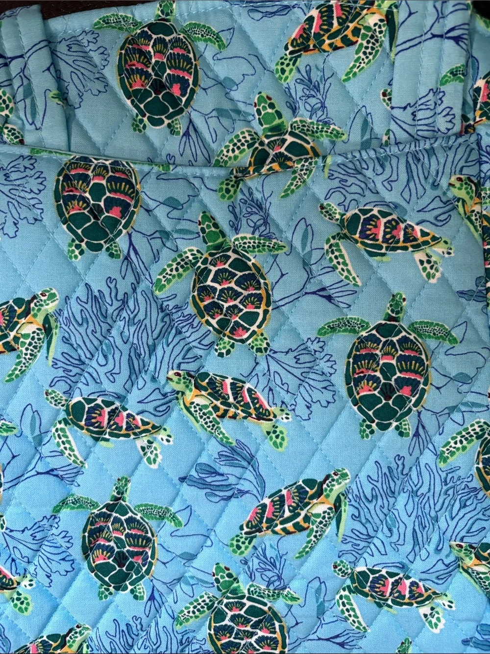 Vera Bradley Glenna satchel in sea turtles and coral